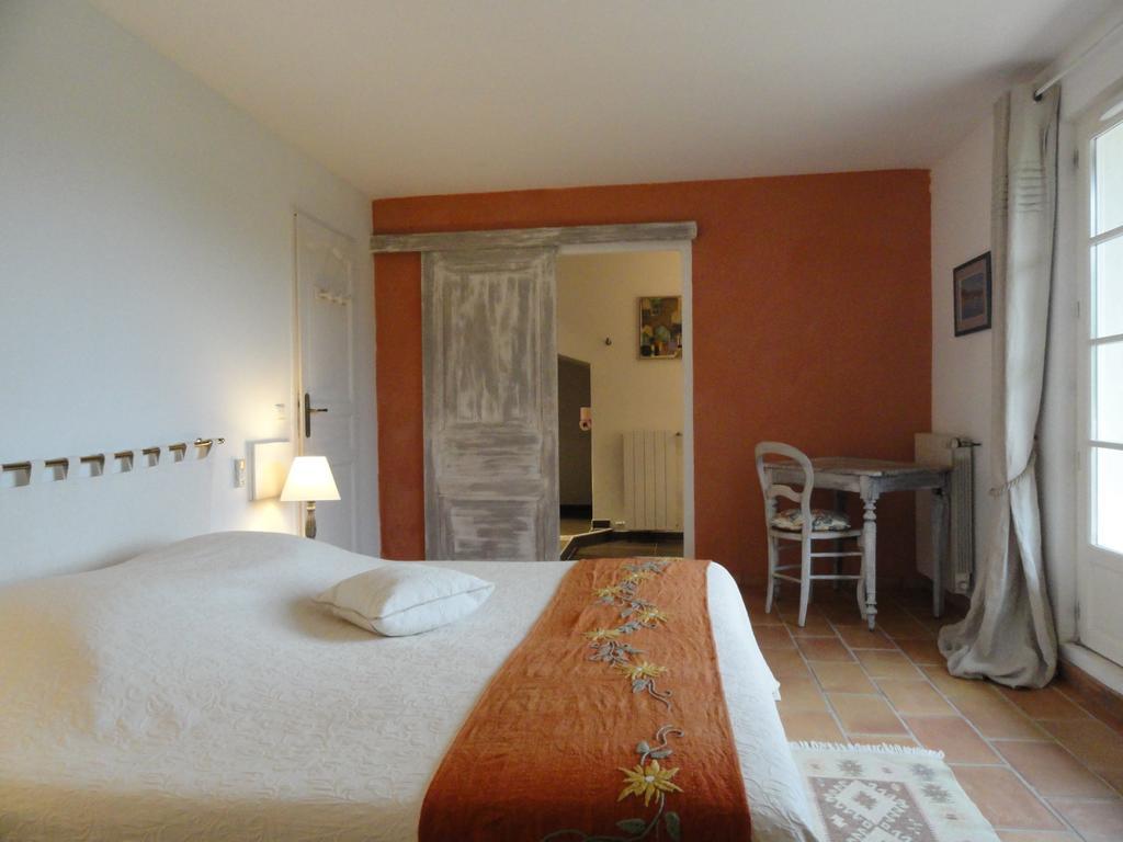 Le Mas Des Oliviers Puget-Ville Room photo